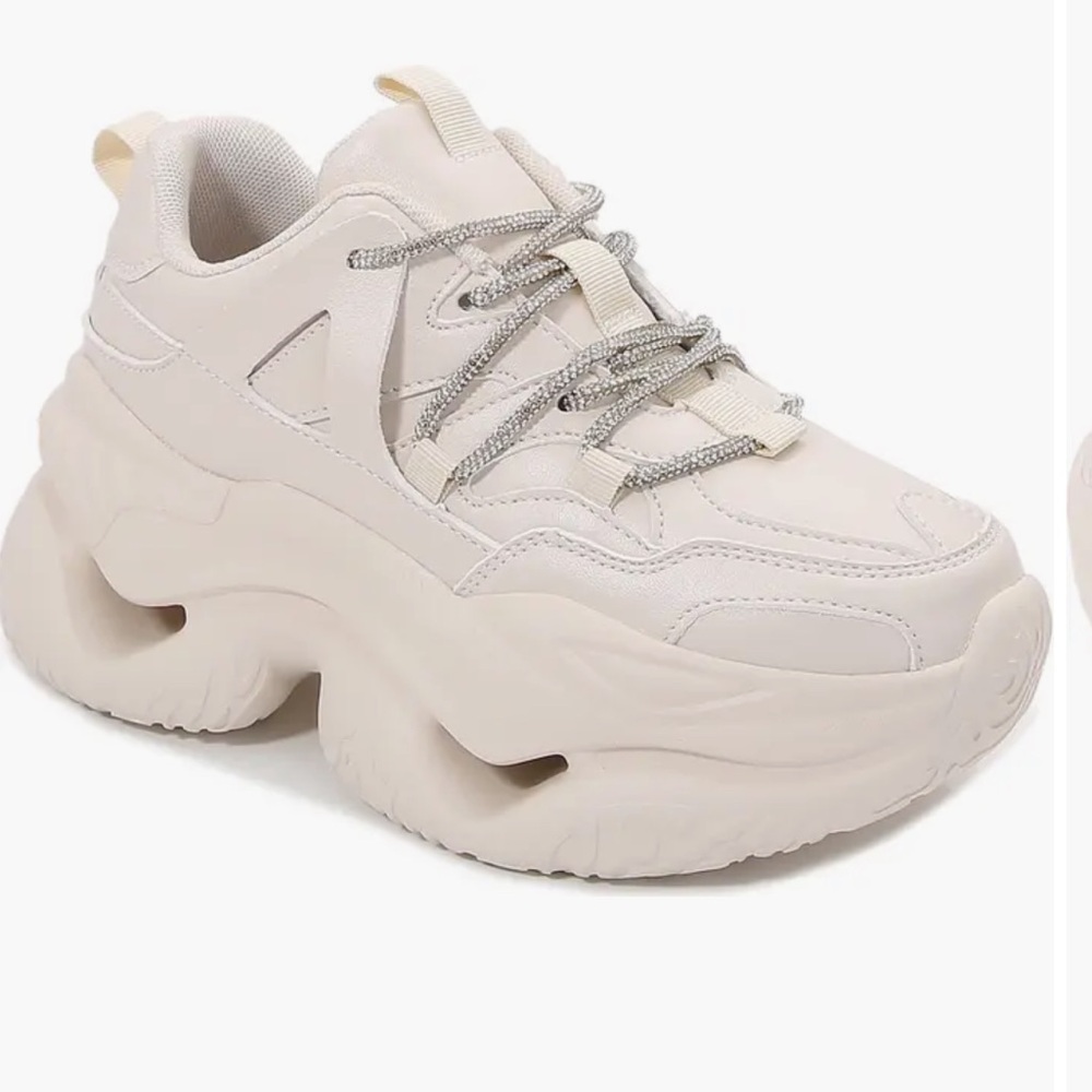 Berness Darcy Metalllic Sneaker